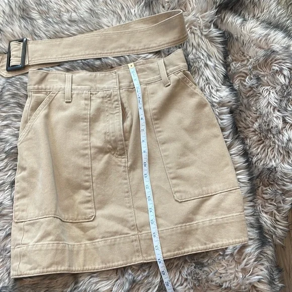 Banana republic skirt - Picture 3 of 4